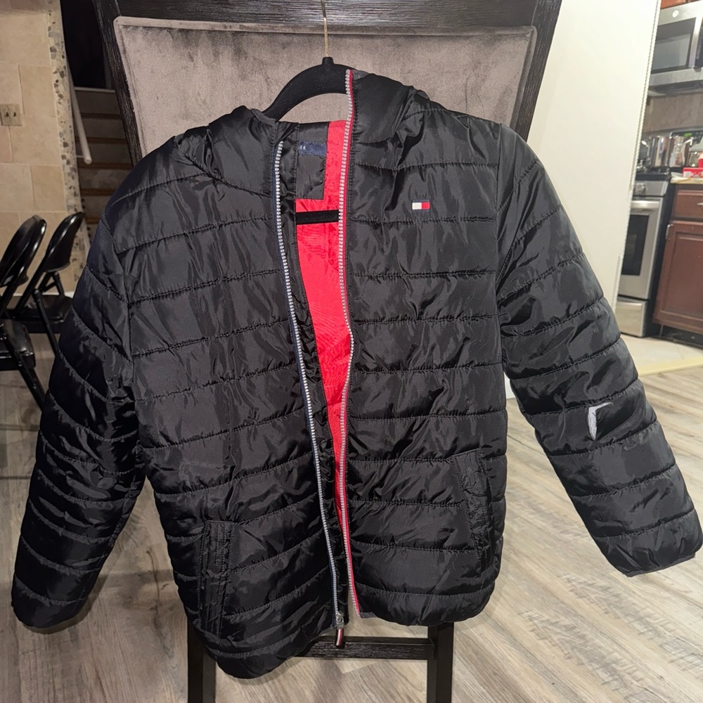 Tommy Hilfiger hooded jacket size M (10/12).